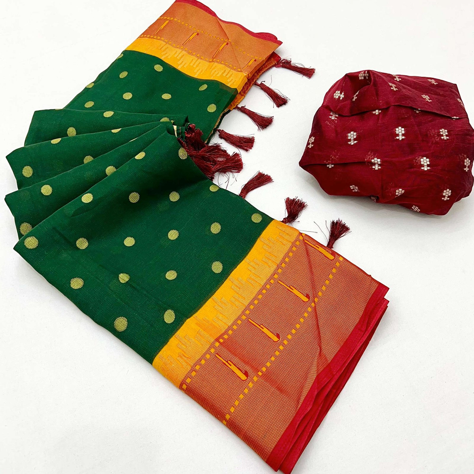 Green Woven Brasso Paithani Saree With Tassels - Image 3