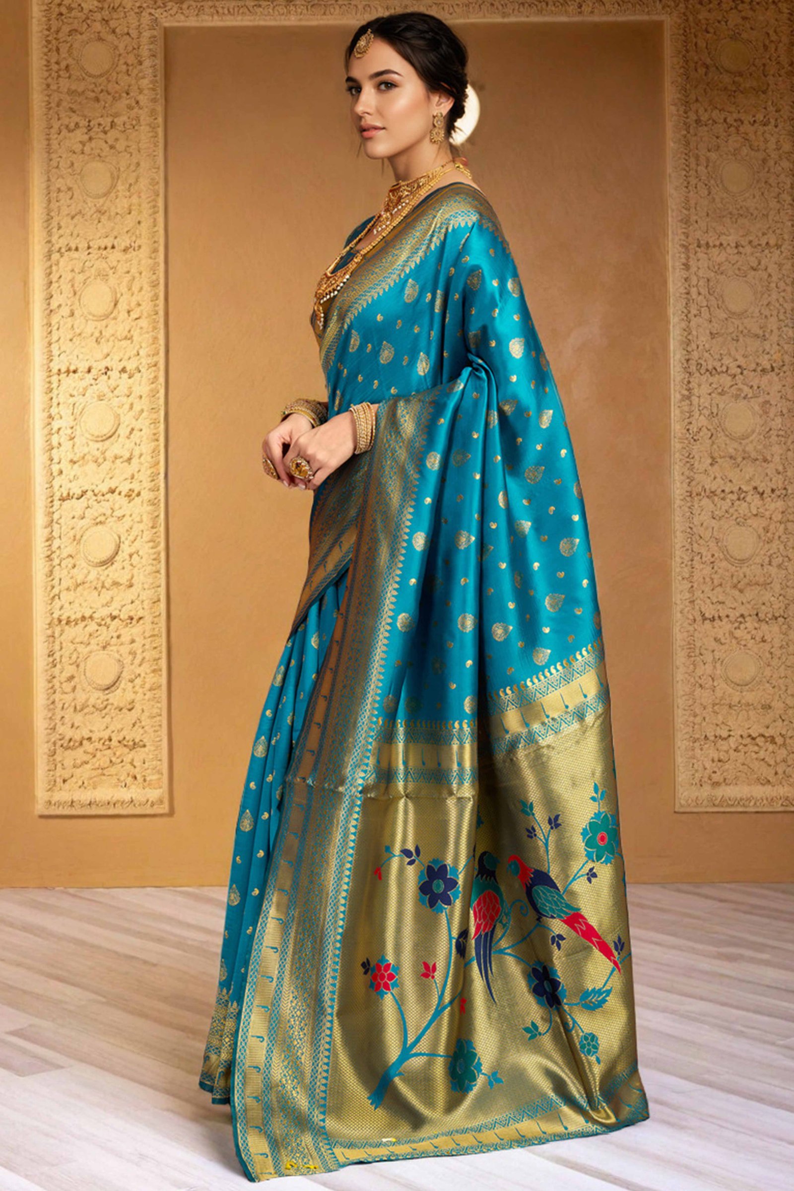 Blue Silk Blend Paithani Saree Showcasing Rich Zari Weaving With Birds & Floral Accents - Image 4