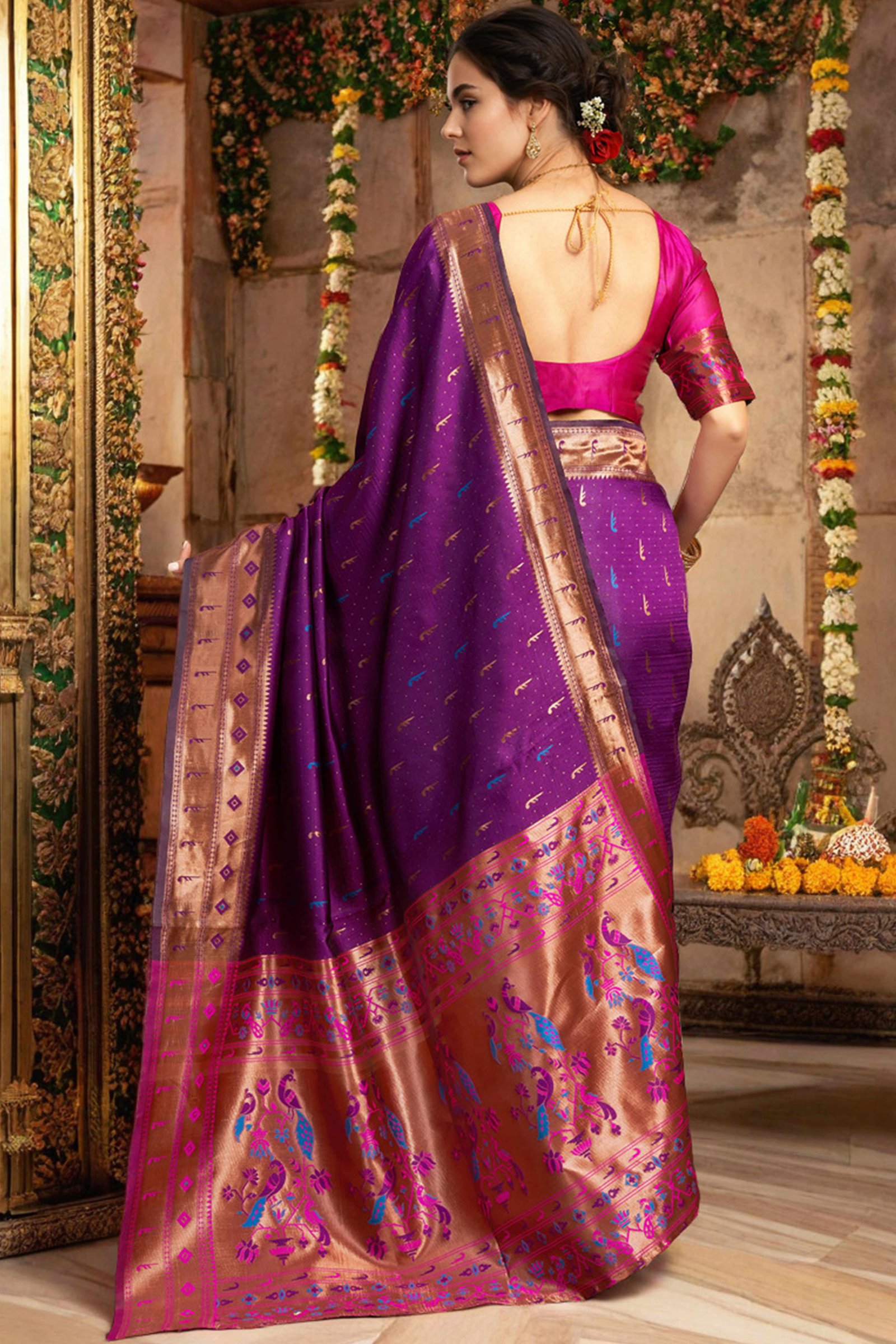 Purple Silk Blend Paithani Saree Adorned With Zari Weaving & Peacock Motif Pallu - Image 5
