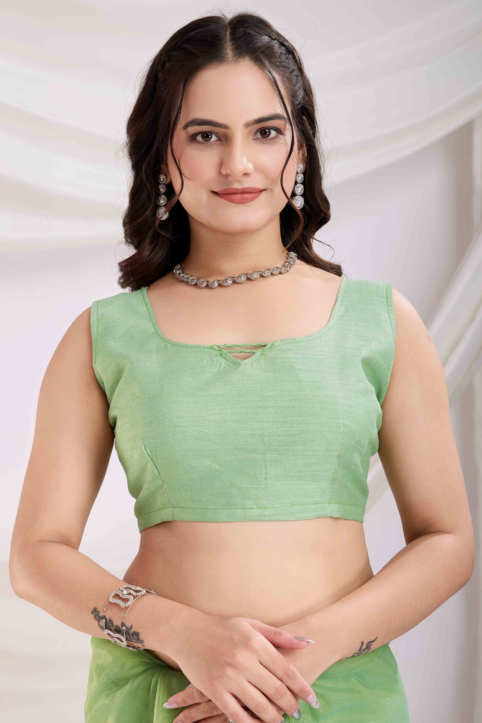 Green Floral Sequins Embroidered Twill Net Saree - Image 7